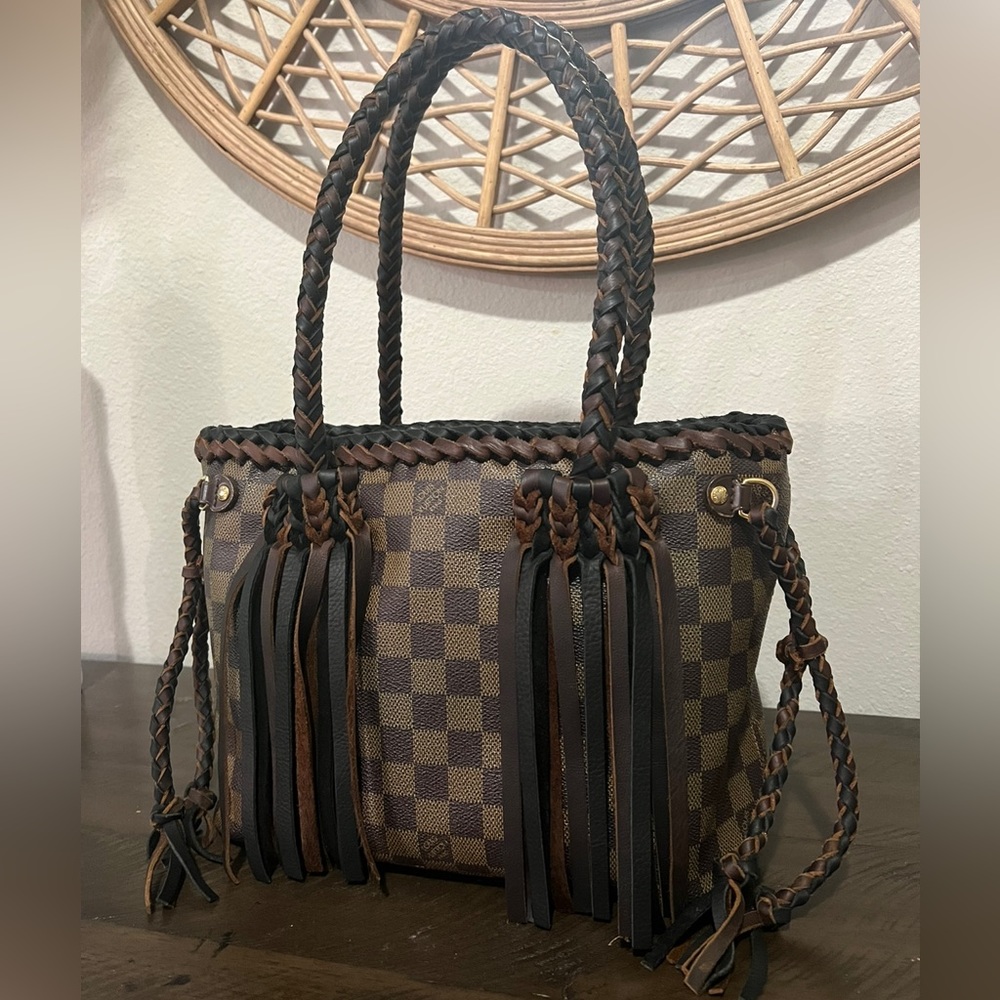Fringed neverfull pm ebene